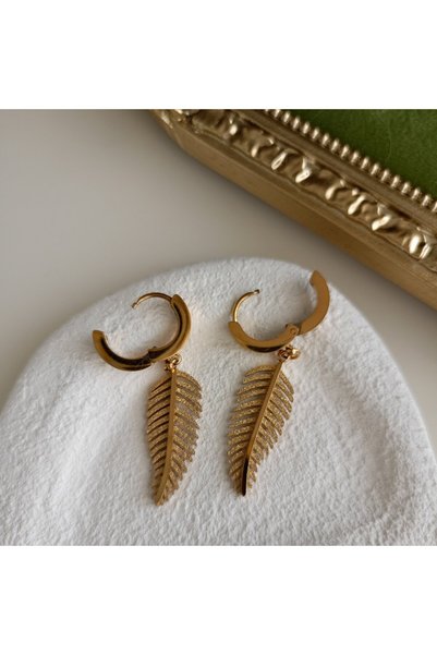 LENTE AKSESUAR Minimal Leaf Shaped Steel Earrings