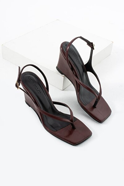 diclepolat Women's Burgundy Wedge Heel Flip-Flop Sandals Square Toe Ankle Str...