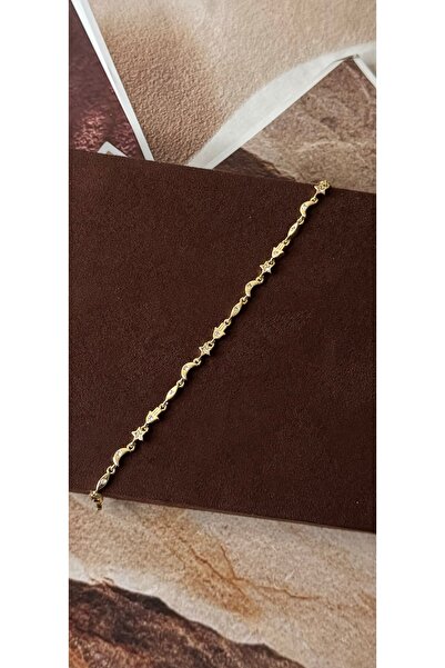 KAD COLLECTION Moon and Star Eye-Shaped Manifest Bracelet