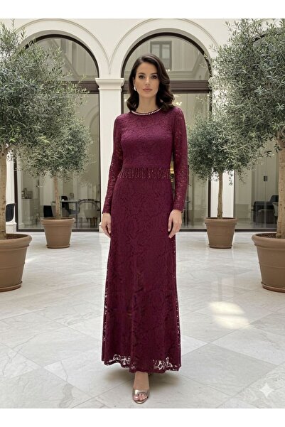 Pyramid masterpieces Women's two-piece Lace set