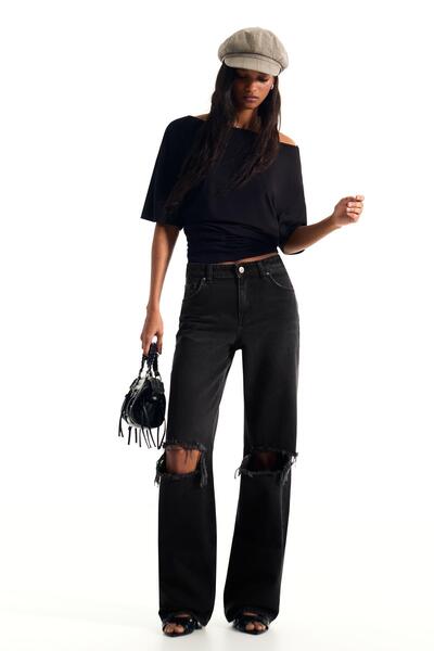 Bershka Yüksek bel distressed geniş paça jean