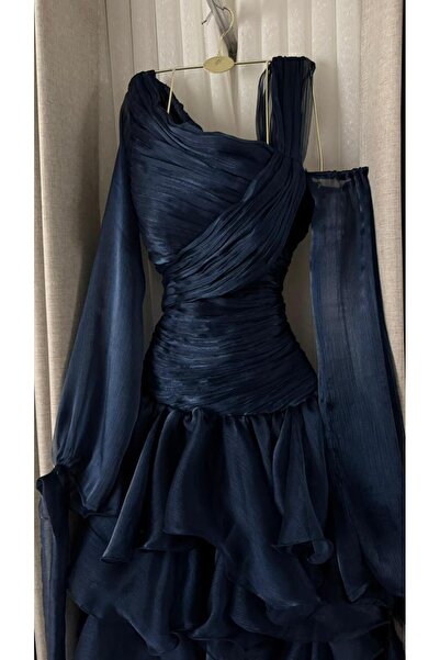 NUHAIRa فستان ارجنزا اللون : كحلي وبيج