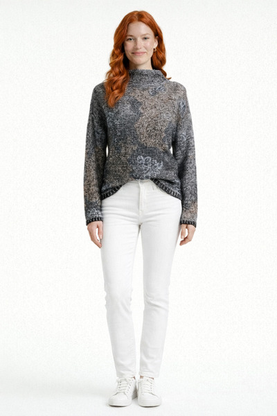 Neden Tekstil Turtleneck Sweater with Glitter Pattern