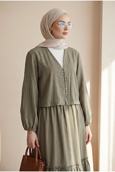 HİJABAYA Σετ βισκόζης με λαιμόκοψη V, μανίκια με κορδόνια και φούστα με κουμπιά