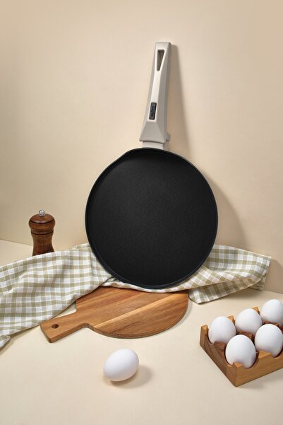 Gigilli Cristel Titanium Crepe Pan 26 cm Cream