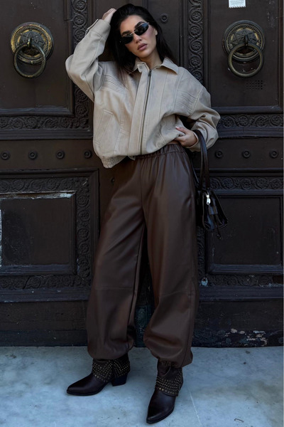 Madmext Кафяви дамски кожени панталони с еластична талия MG2701