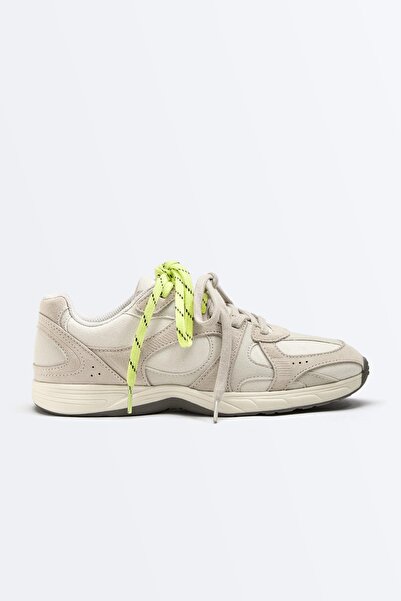 Oysho Low profile Running sports shoe