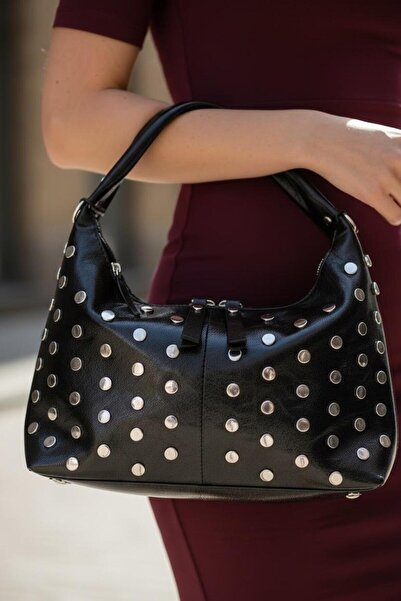 GIG Oval Strap Soft Leather Women's Hand and Shoulder Bag with Staple Accesso...