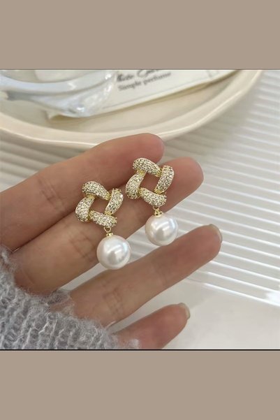DEMOKAN Women's Earrings Pearl Stone Modern Stylish Design Elegant Non-Tarnish Earrings
