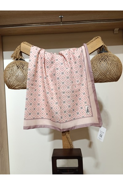 Hira İpek Scarf Soft Geometrik Desen Eşarp