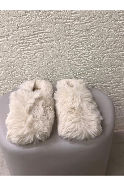 Beyond Women's Cream Closed-Front Extra Long Soft Furry House Slippers 2cm By...