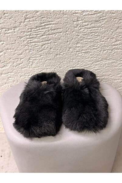 Beyond Women's Black Closed-Front Extra Long Soft Furry House Slippers 2cm By...
