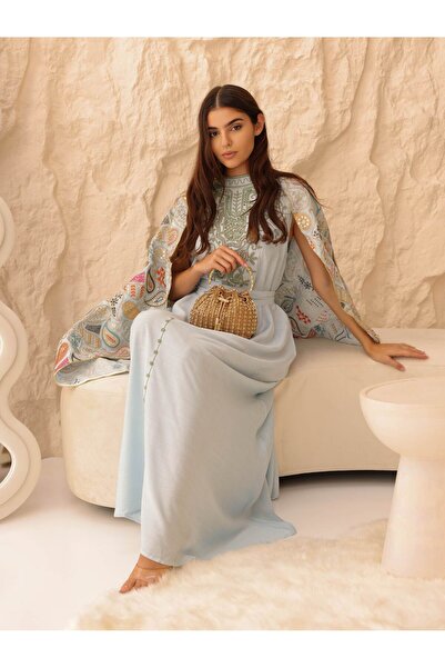 IKKXA جلابية فاخرة مطرزة بالورود