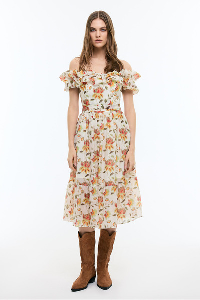 Roman Çiçek Desenli Kayık Yaka Beli Kuşaklı Midi Boy Elbise Standart Renk YY0...