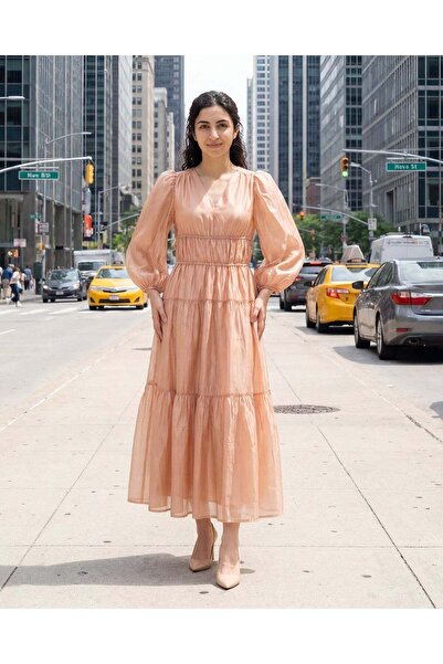 REDTAG فستان ماكسي نسائي وردي فاتح بياقة على شكل حرف V وطبقات