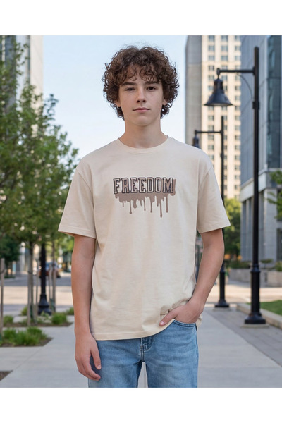 REDTAG تيشيرت بيج فضفاض برسومات للأولاد الكبار