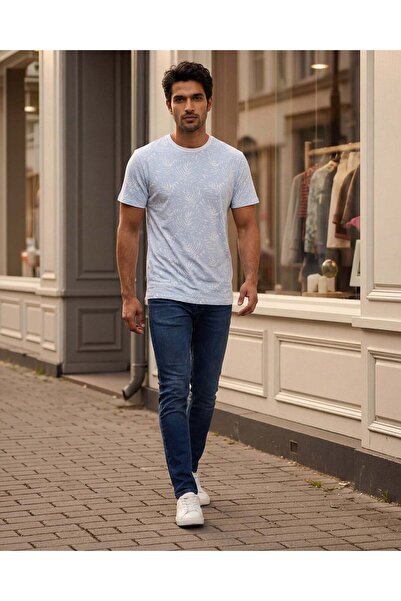 REDTAG تي شيرت رجالي مطبوع باللون الأزرق