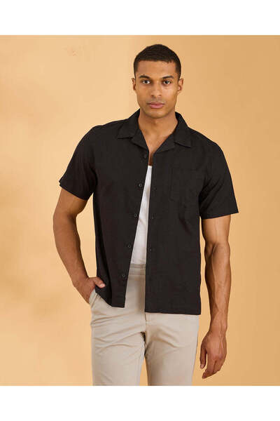REDTAG Men Black Plain Short Sleeve Shirt