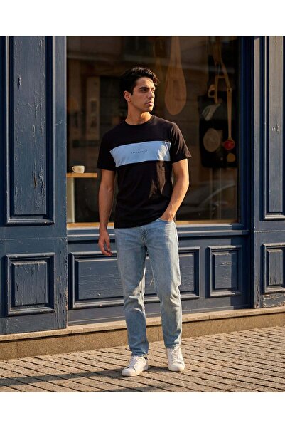 REDTAG تي شيرت رجالي أسود مطبوع