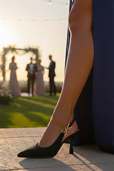 Moira Shoes حذاء نسائي بكعب أسود مدبب من الأمام للسهرات