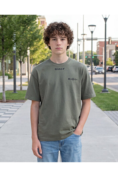 REDTAG تي شيرت أخضر مطبوع للأولاد الكبار