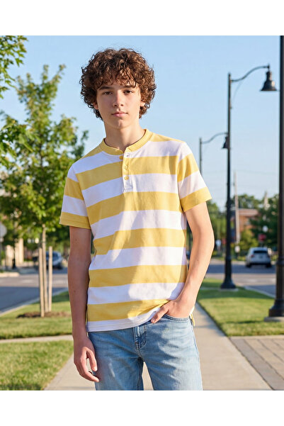 REDTAG قميص بولو أصفر مخطط للأولاد الكبار