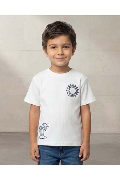 REDTAG تي شيرت أبيض مطبوع للأولاد