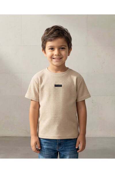 REDTAG تيشيرت بيج للأولاد من قماش السيرساكر