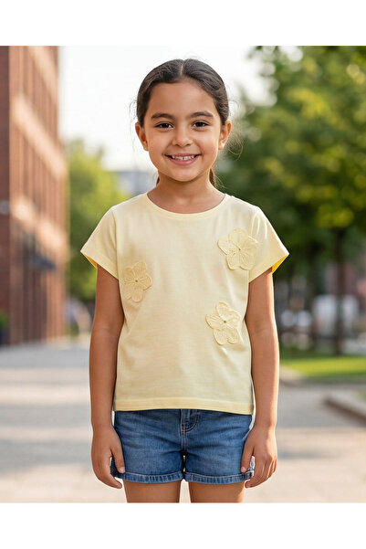 REDTAG تيشيرت بناتي أصفر مزين بتطريز زهور