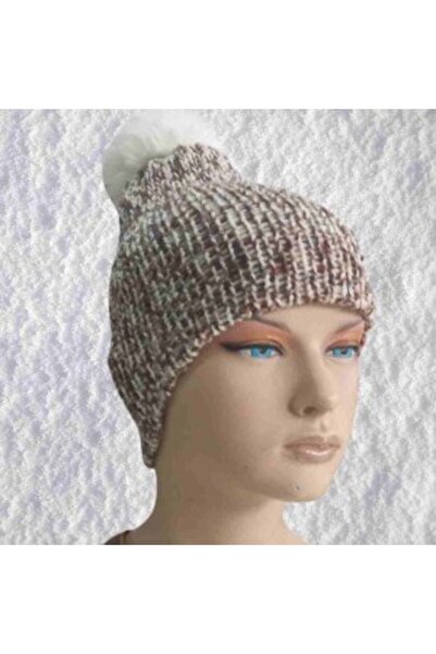 sylar Hand-knitted warm winter beanie in a natural wool and acrylic blend - c...