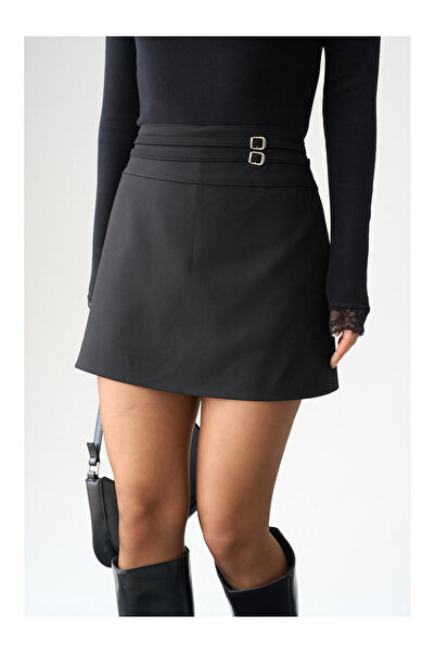 Coral Beli Double Buckle Short Skirt De261007 Black