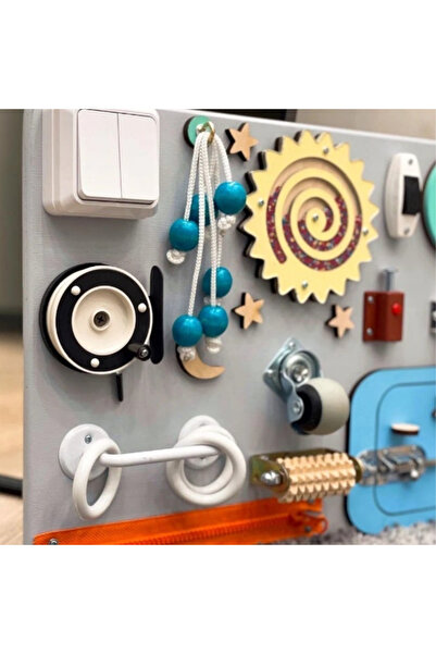 PETIT-ATELlER لوحة أنشطة صغيرة من بيتيت أتيليه - لوحة أنشطة حسية خشبية مونتيس...