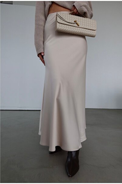 AuraWear Yüksek Bel Saten Uzun Etek Maxi Boy