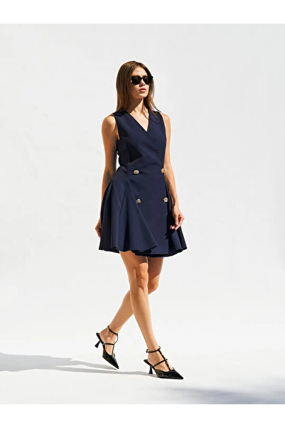 Caddebostan Moda V-Neck Sleeveless Mini Button Detailed Flared Dress