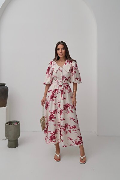 LOKADI Сукня середньої довжини з широким коміром і поясом з візерунком