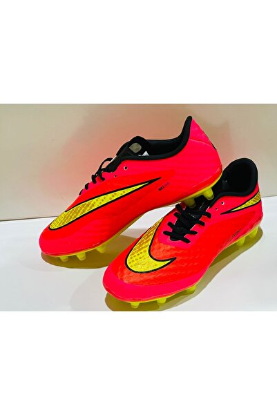 Nobrand Hypervenom Pylon FG Blun "Bright Crimson Vault" football boots.