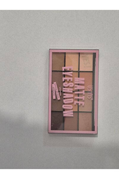 Ushas Cosmetics OMBRETTO Eyeshadow Palette