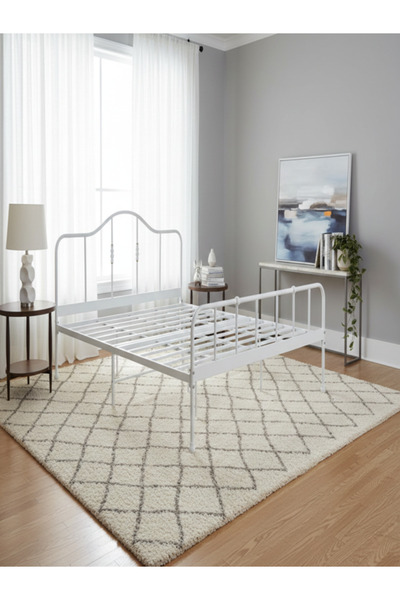 Bec4 Double iron bed - 180x200 cm - durable and modern design