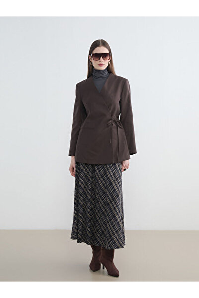 LC Waikiki Rmz Gi̇yi̇m Farkiyla Zippered Waist Checked Embroidered Flared Skirt