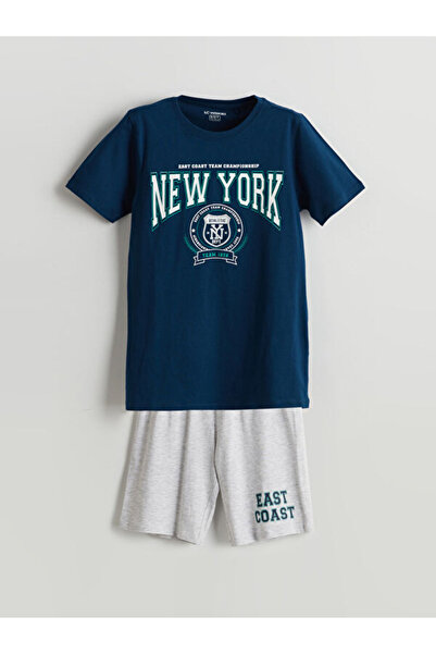 LC Waikiki منتجات فريزن ستور التي لا مثيل لها I طقم بيجامة للأولاد مطبوع عليه...