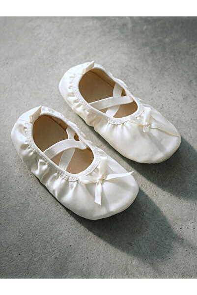 LC Waikiki Λεπτομέρεια με φιόγκο Παπούτσια Pisi Pisi για κορίτσια από το UZG ...