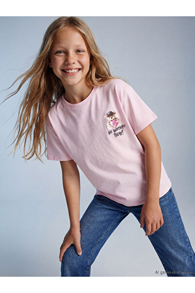 LC Waikiki Trendlucky Girls' T-Shirt with Oval Collar and Printed Design