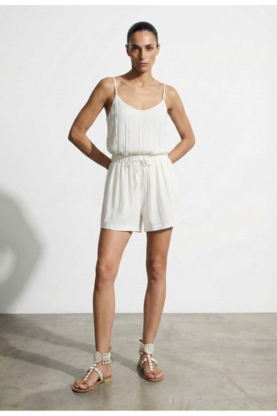 Quzu Elastic Waist Shorts Ecru