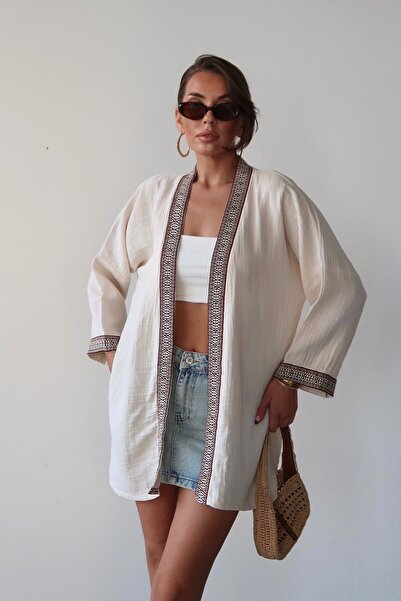bacc Cream Embroidery Detailed Linen Kimono
