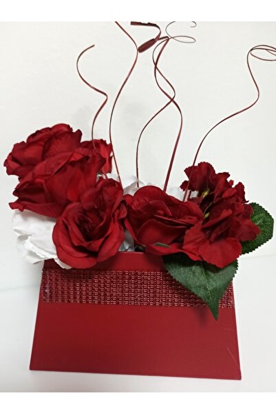 Pasiunea Florilor Burgundy Purse Box With Red and White Roses