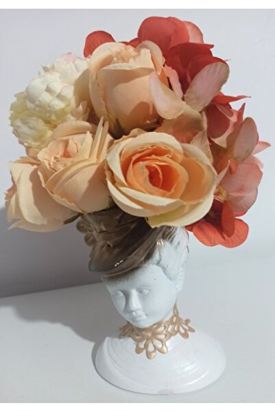 Pasiunea Florilor GIRL WITH GOLD-WHITE CERAMIC HAT WITH SALMON FLOWERS