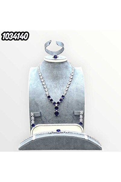 Arjwan Accessories A stunning women's jewelry accessory set
