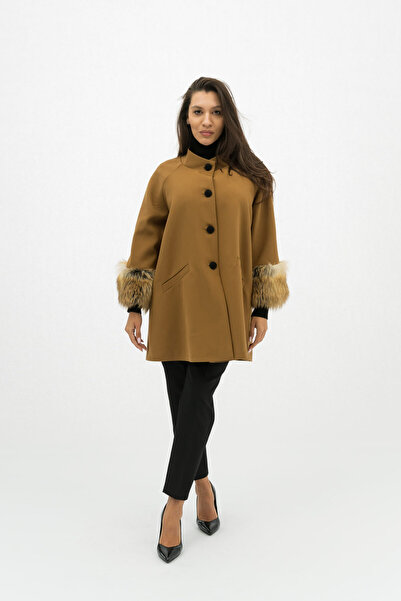 Gorgeaux Elegant Brown Victoria Coat - M(38)