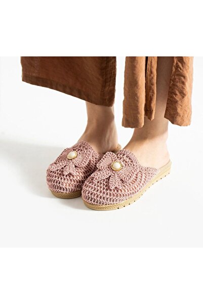 WOSSE Closed Front Stone-Embellished Bow Tie Straw Knitted Women's Slippers