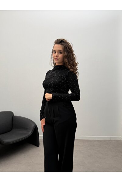 mfkeskin Taş Detay Boğazlı Bluz-Siyah